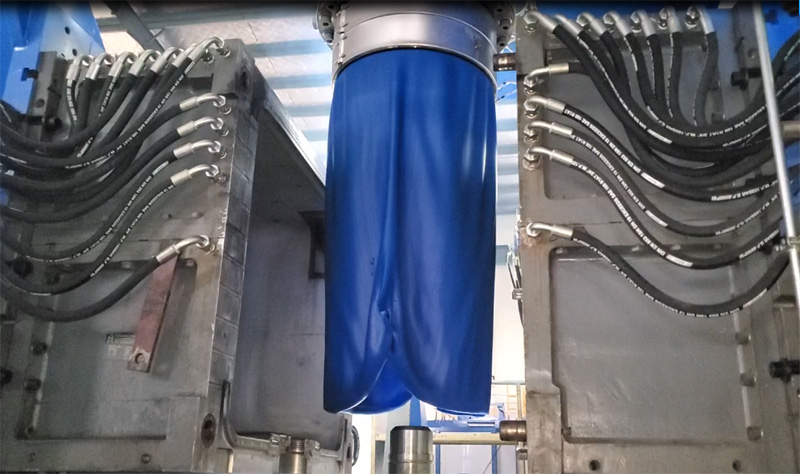 Brilliant Solutions: Overcoming Color Variations in IBC Tank Blow Molding