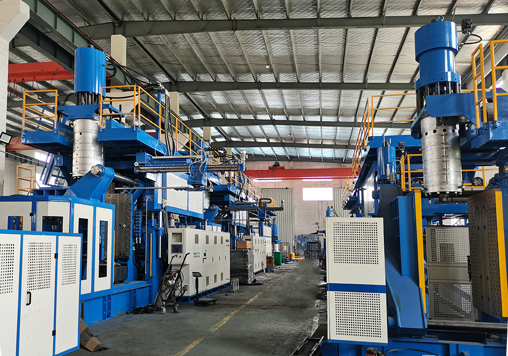 How to disassemble the screw barrel of plastic extrusion blow molding machine and the matters needing attention for disassembly